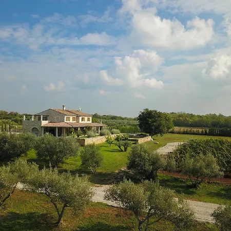 Stancija Katarina Di Maladel Villa