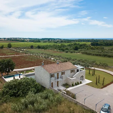 Stancija Katarina Di Maladel Villa *